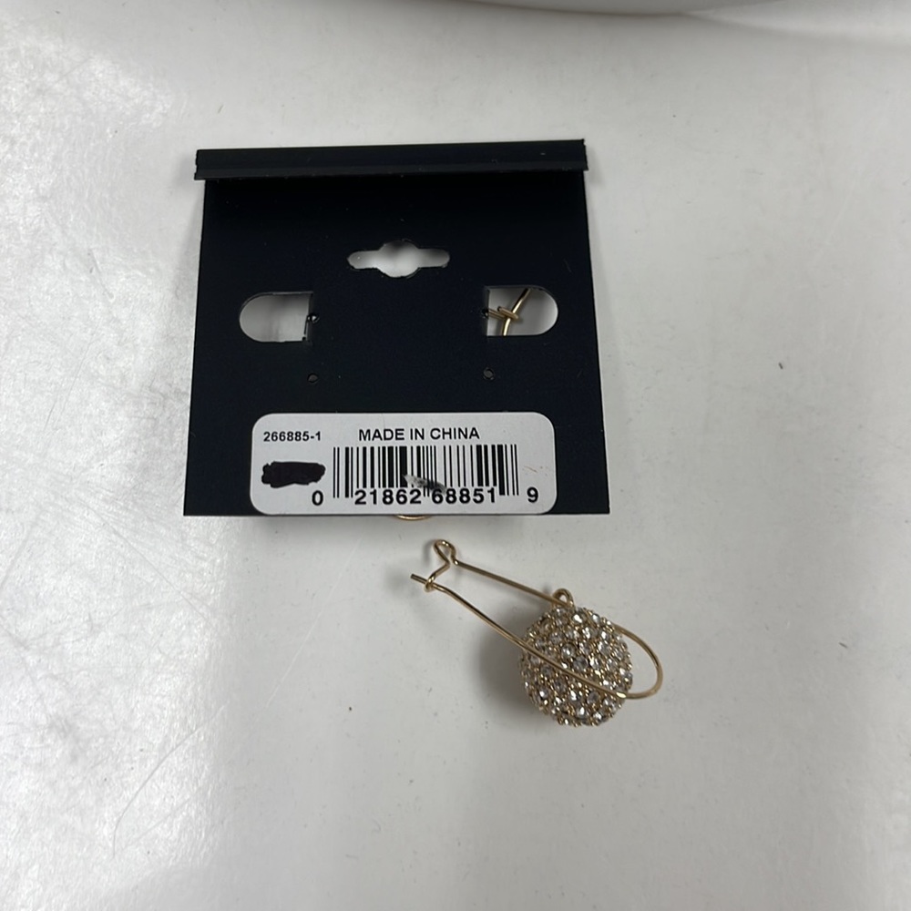 $10, NWT Earrings - Picture 4 of 4